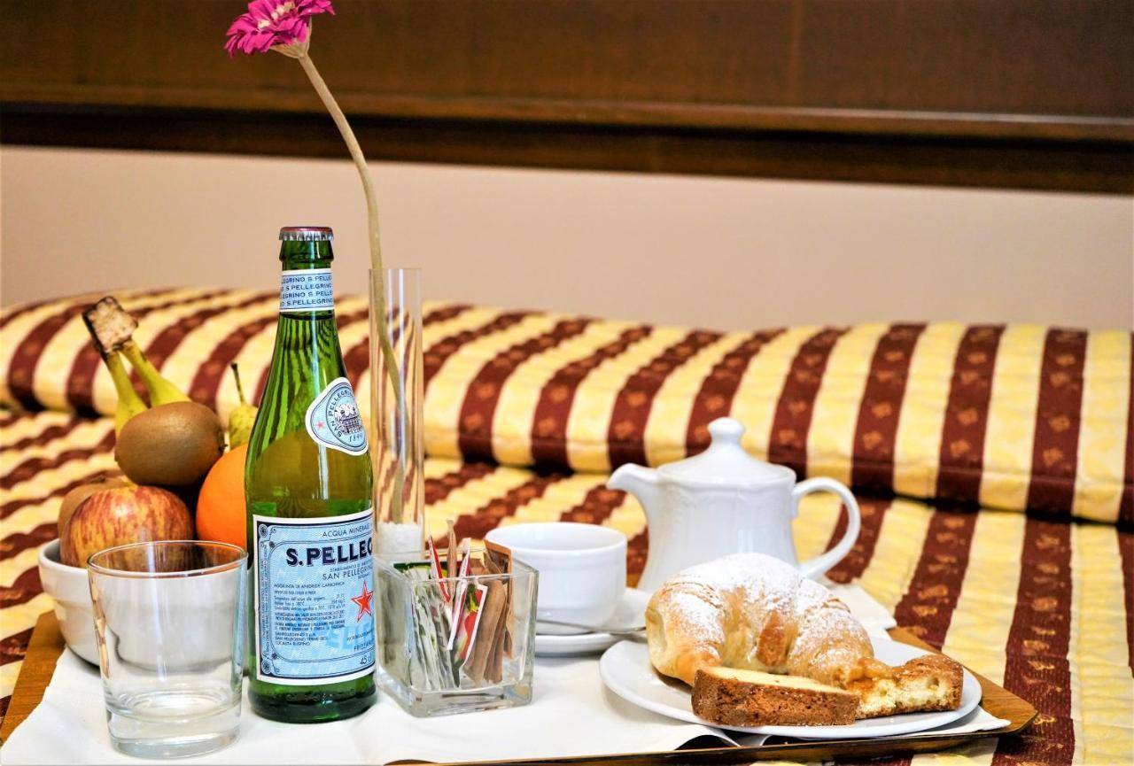 Bes Hotel Papa San Pellegrino Terme Ngoại thất bức ảnh